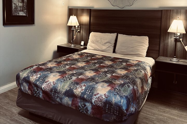 Room 32 of 51