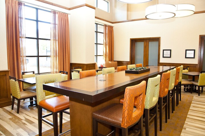 Hampton Inn & Suites Salinas