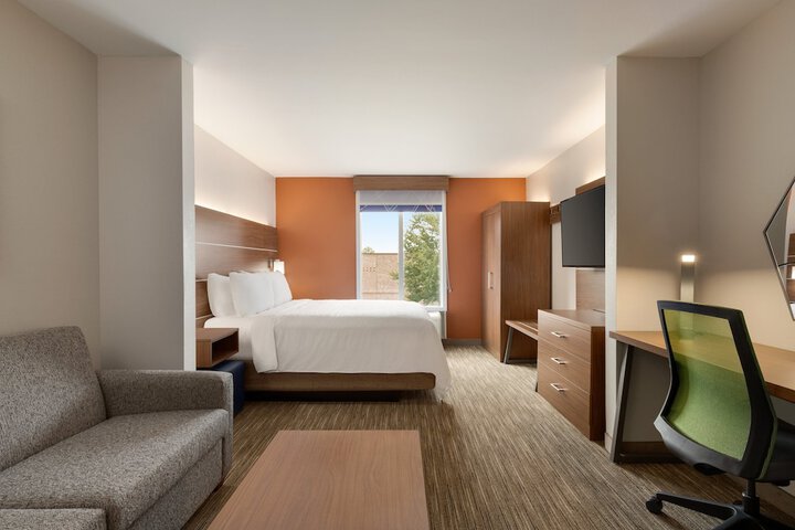 Room 25 of 65