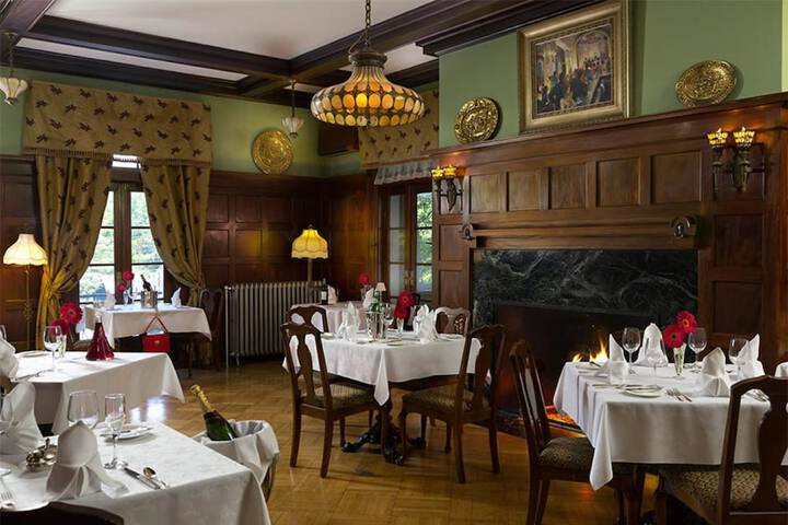 Dining 95 of 134