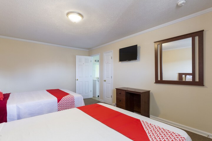 OYO Hotel Cave City KY