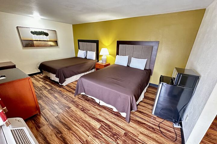 Room 18 of 23