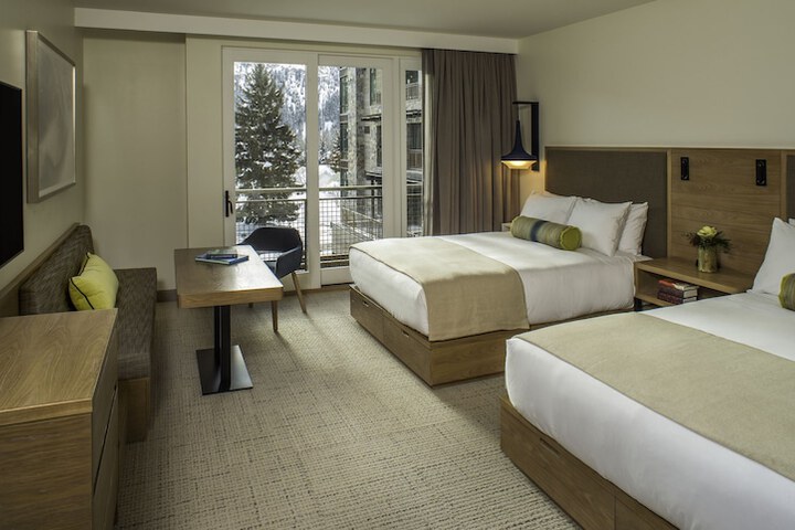 Room 47 of 105