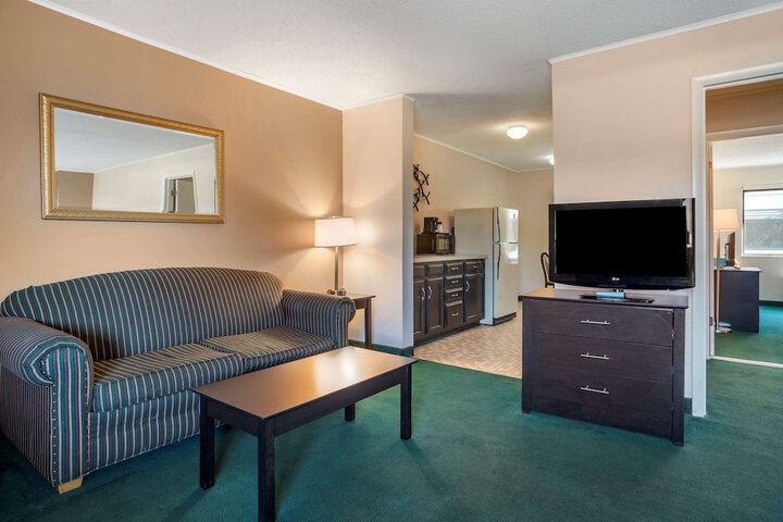 Room 26 of 30