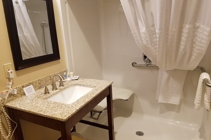 Room 44 of 67