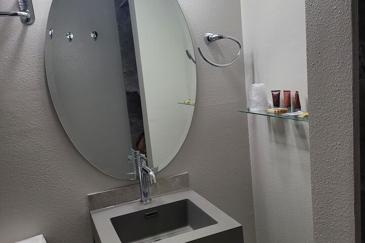 Room 45 of 52