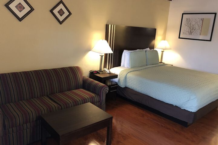Room 35 of 54