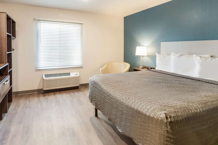 Room 20 of 29