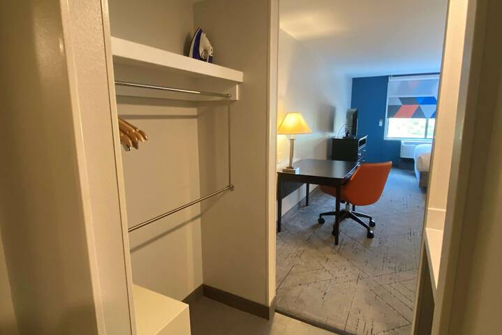 Room 45 of 63