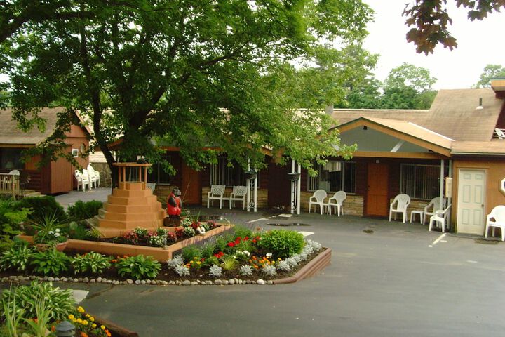 Hotel Exterior 78 of 90