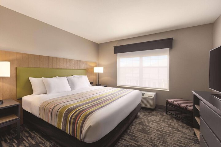 Country Inn & Suites by Radisson Madison, WI