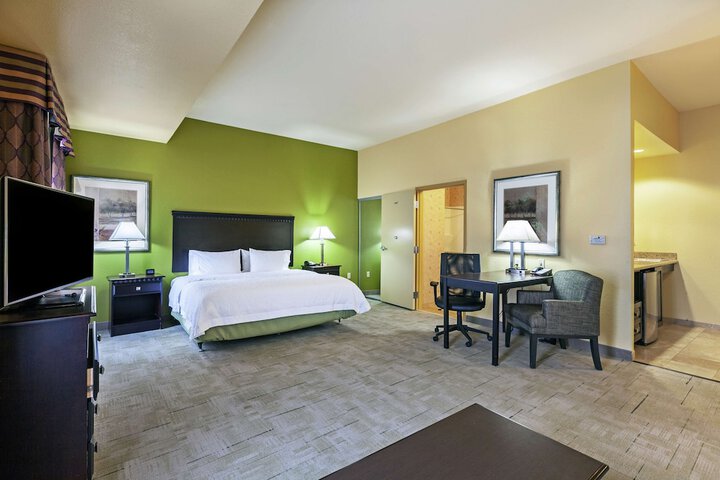 Hampton Inn & Suites Tulsa North / Owasso