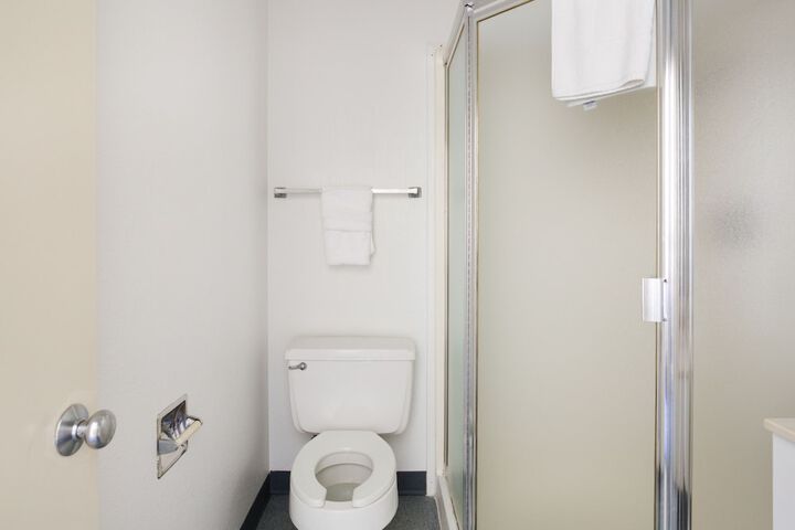 Room 21 of 29