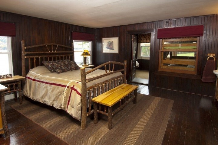 Room 30 of 46