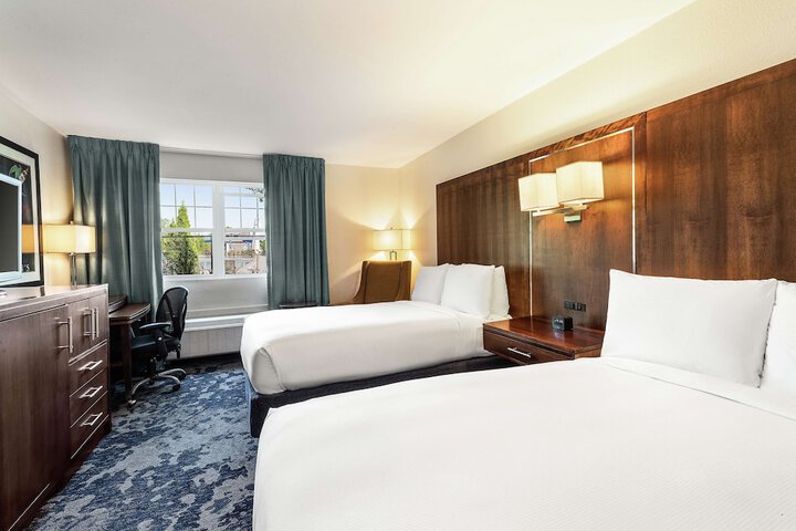 Doubletree by Hilton Cape Cod - Hyannis