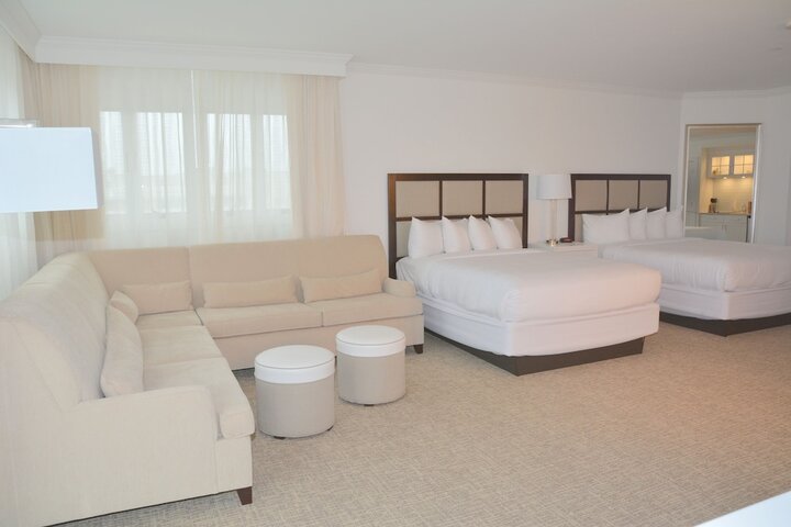 Room 49 of 145
