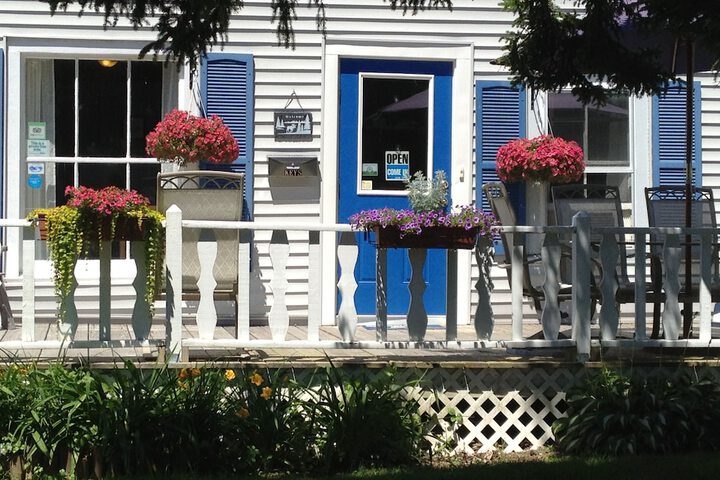 Isleview Motel and Cottages
