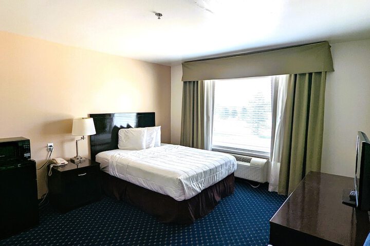 Room 26 of 33