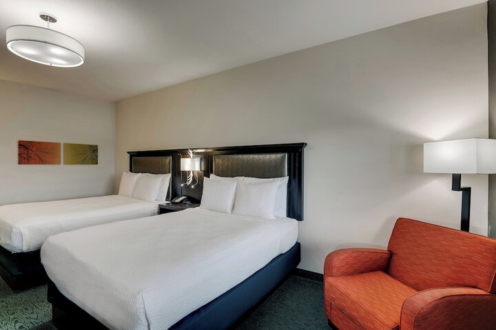 Room 40 of 60