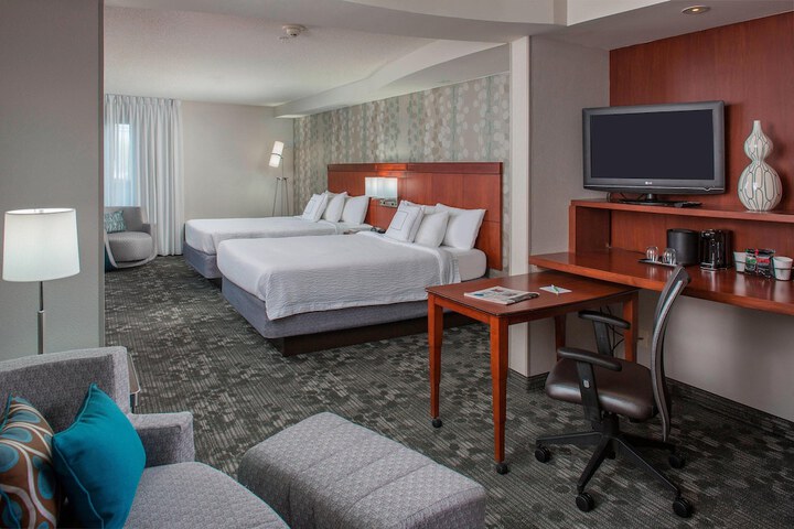 Room 19 of 34