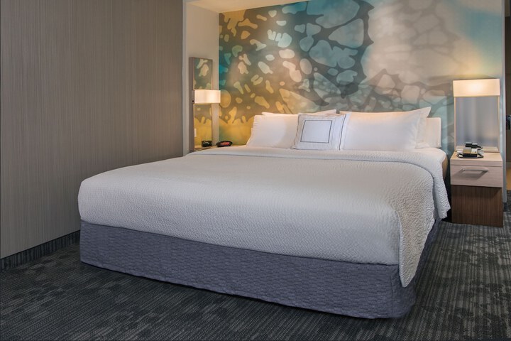 Courtyard by Marriott Fargo