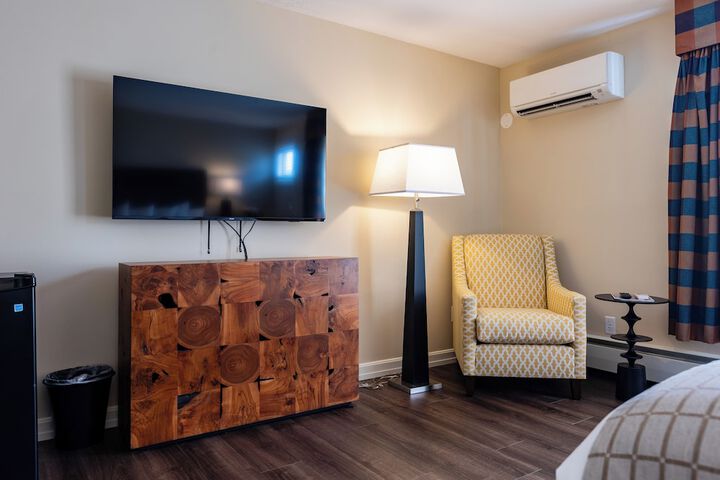 Room 46 of 111