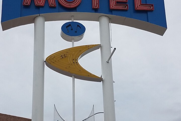 Hotel 2 of 30