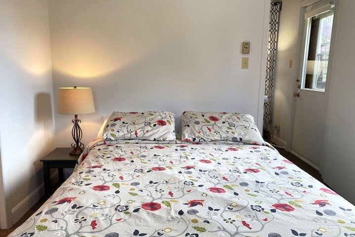 Room 47 of 211