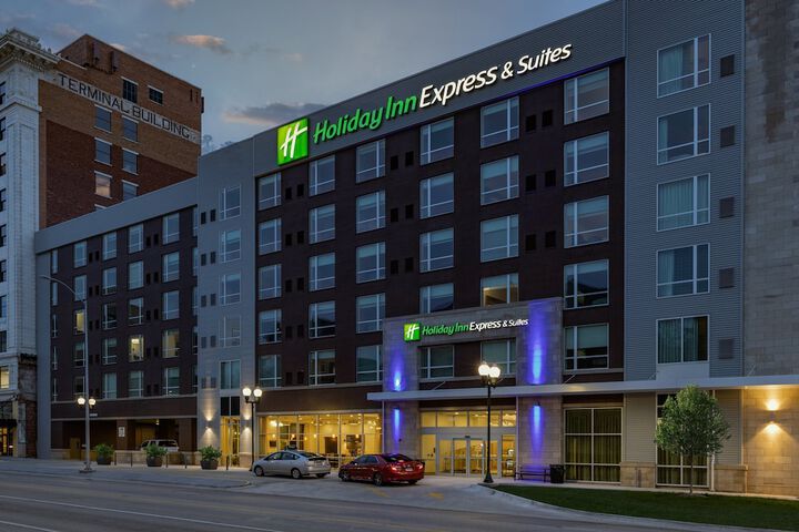 Hotel 6 of 45