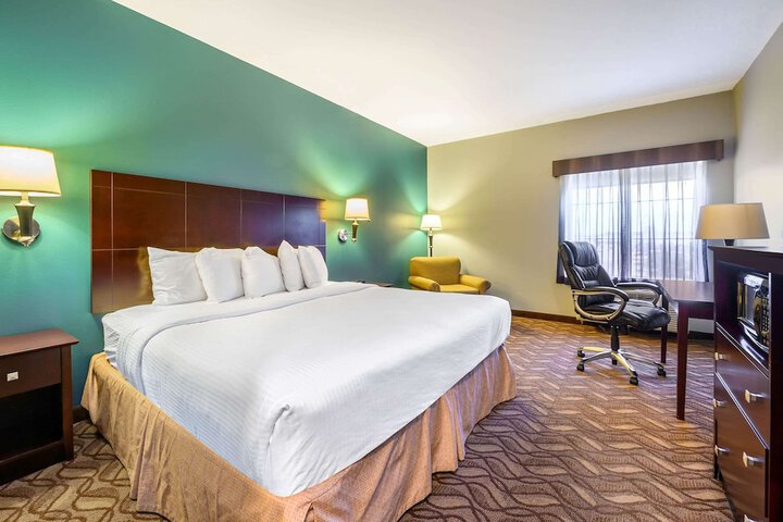 Room 12 of 29