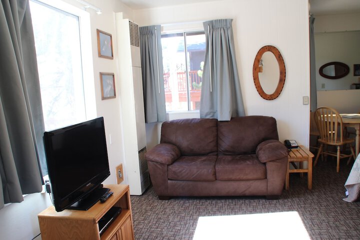 Room 60 of 175