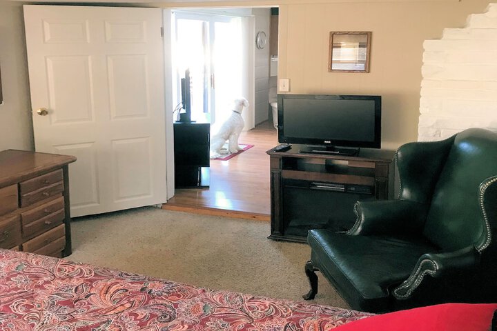 Room 99 of 152
