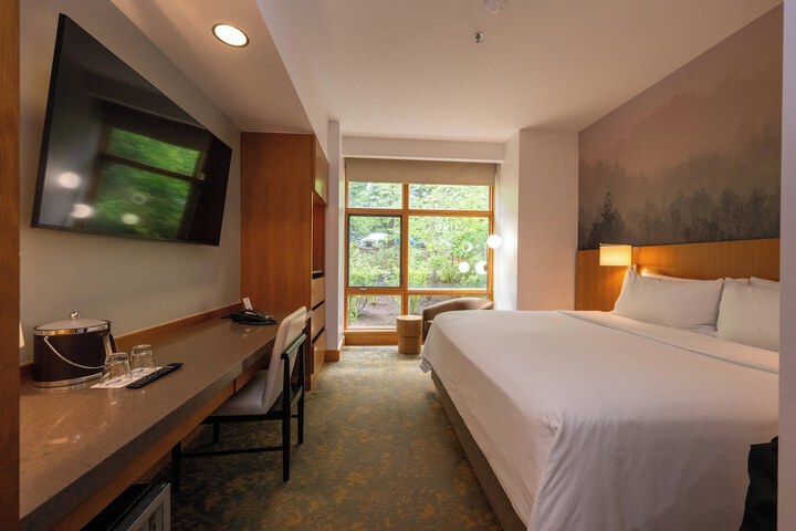 Cedarbrook Lodge