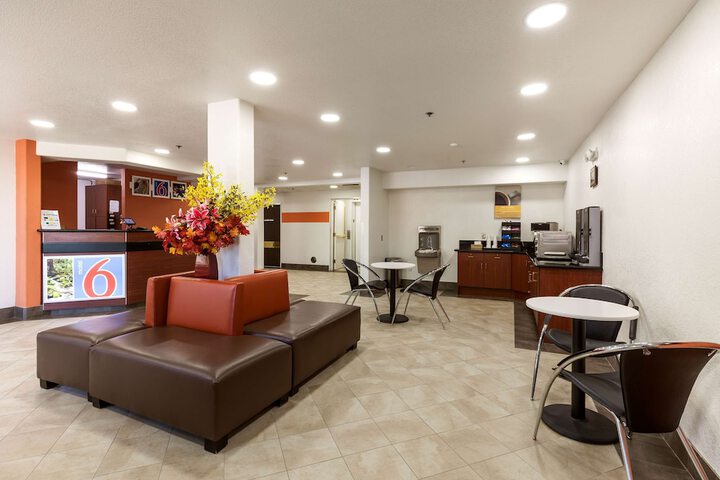 Motel 6 Dixon CA