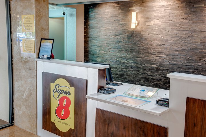 Hotel Interior 15 of 32