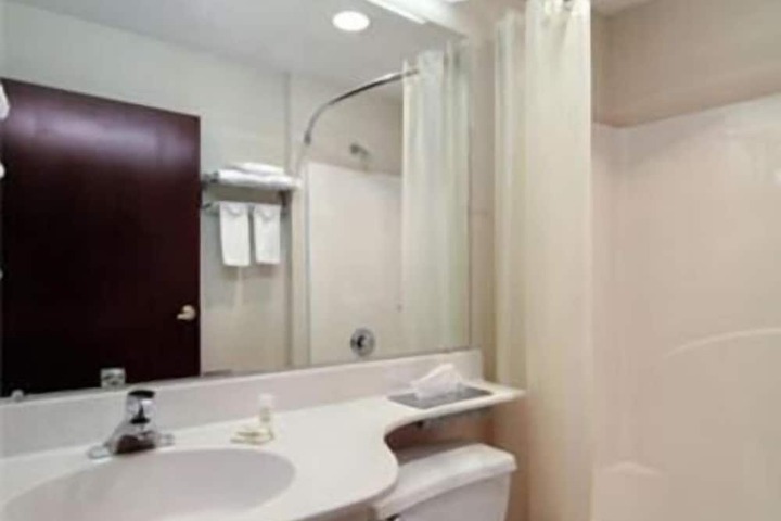 Stay Express Inn & Suites Atlanta