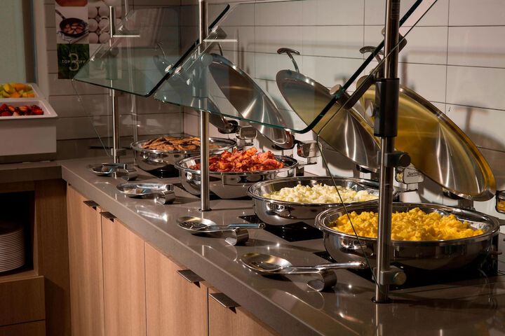 Breakfast/Coffee Service 40 of 47