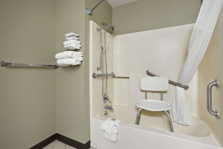 Room 12 of 14
