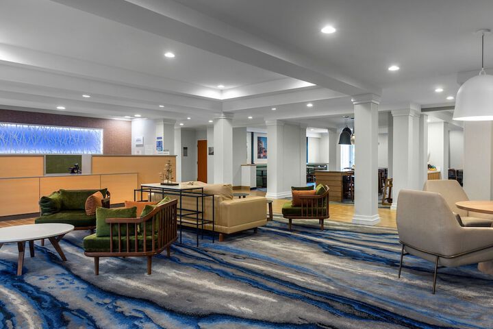 Hotel Interior 11 of 36