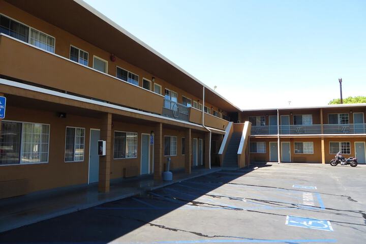 Hotel 3 of 51