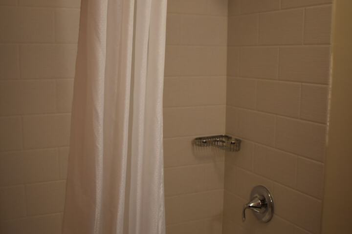 Room 26 of 46