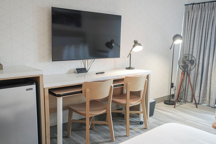 Room 35 of 44