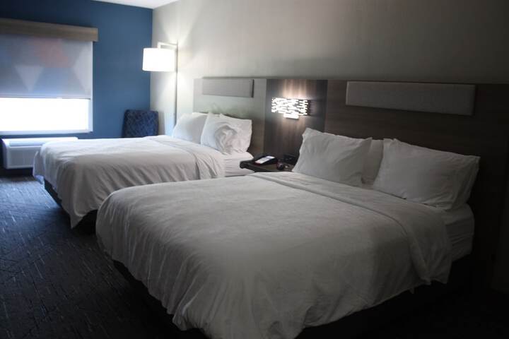 Holiday Inn Express Hotel & Suites Shamrock North by IHG