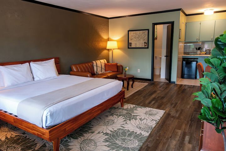 Townsend River Breeze Inn
