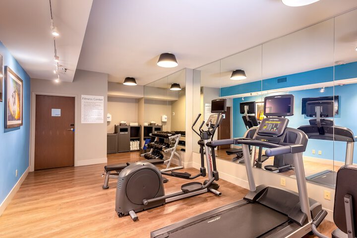 Holiday Inn Express Orange Beach by IHG