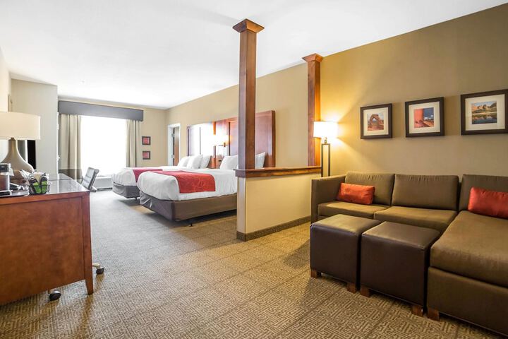 Room 30 of 41