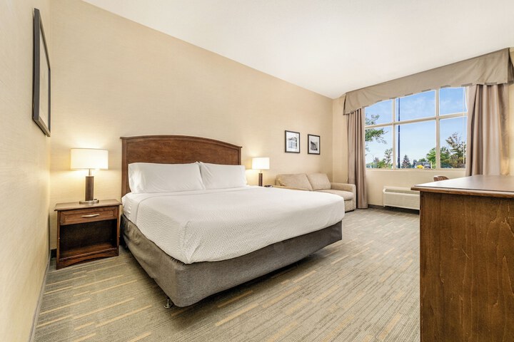 Room 54 of 200