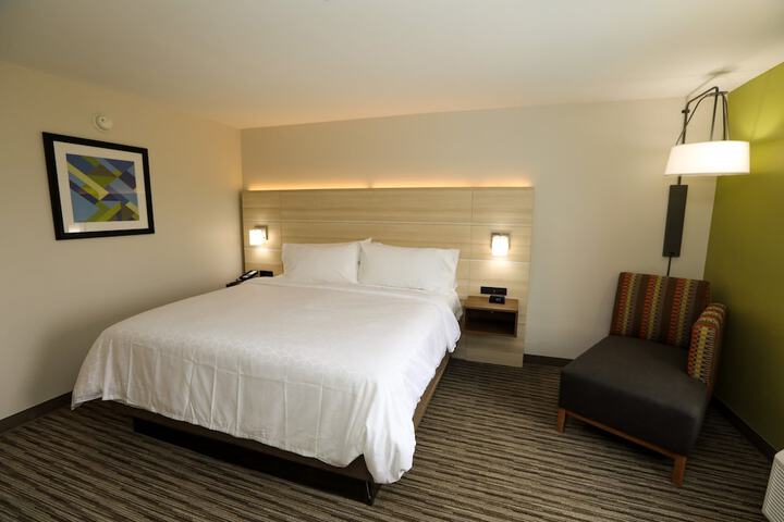 Room 29 of 61