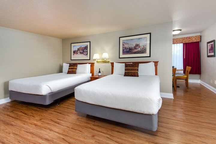Stratford Inn