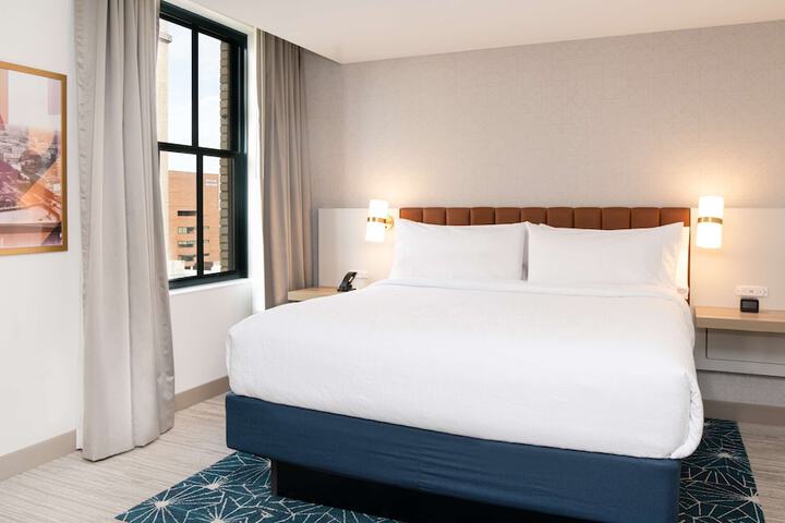 Hilton Garden Inn Flint Downtown